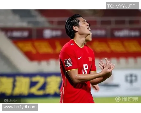 年轻球员留洋经历曝光，面对困难不退缩