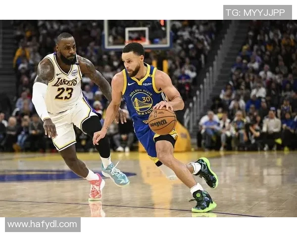 库里评分出炉：是高光还是低迷？