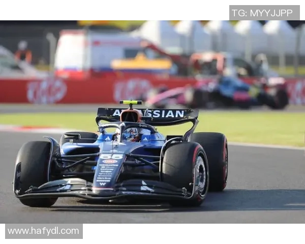 F1赛车技术创新与车队战略调整对赛季表现的深度分析